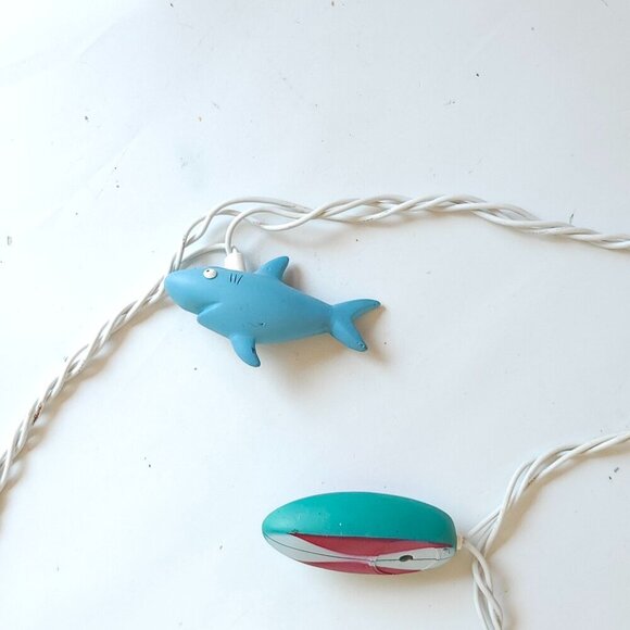 FUN TRAVEL STRING LIGHTS SHARKS SURF BOARDS STATION WAGON BEACH SAND AND SURF - Picture 8 of 12